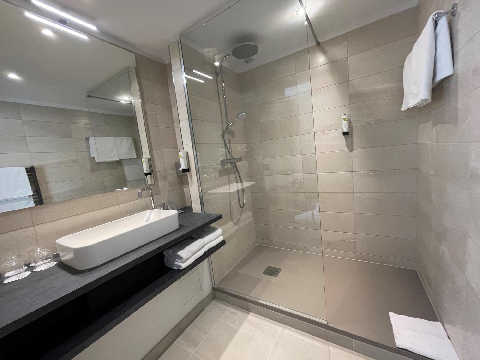 Les Appartements Du Parc - Acces Piscine Et Spa Munster  Room photo